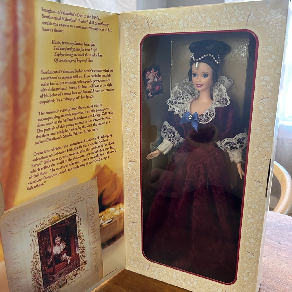 Hallmark Sentimental Valentine Barbie 1996 Special Edition